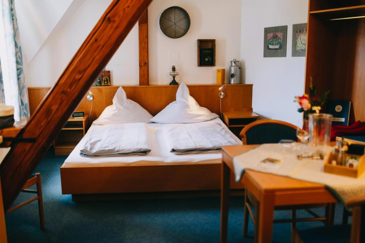 克罗夫 Bio-Weingut Staffelter Hof旅馆 外观 照片